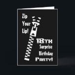 18th ÖVERRRAKNINGfödelsedagsfest inbjudan - Zipper<br><div class="desc">Detta är ett roligt överrrakningfödelsedagkort,  med dess zipper,  och "dra igen blixtlåset på din kant" som varnar! Matcha är frimärken också tillgängliga.  All text är anpassadet - tillfoga födelsedaggästens namn,  födelsedagår,  och partyet specificerar!  Att se mer av min födelsedagsfestkort,  satt i Zazzles sökande boxas:  jaclinartfödelsedagsfest inbjudan</div>
