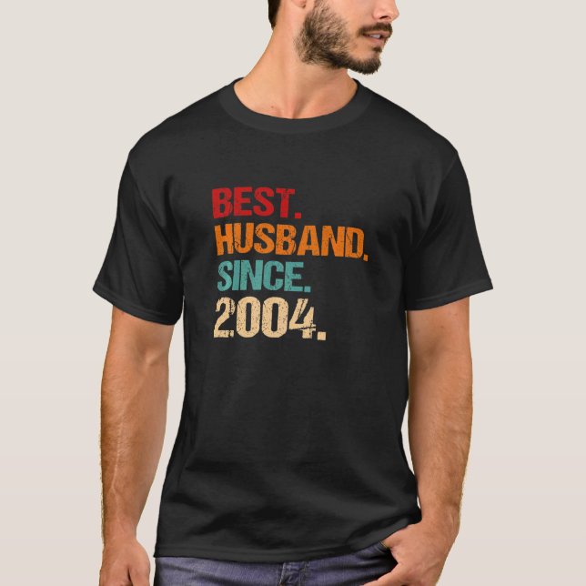 18th Wedding Anniversary Best Husband Since 2004 F T Shirt (Framsida)