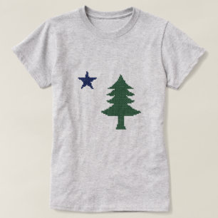 1901 Maine Flagga Faux Kor Stitch T Shirt