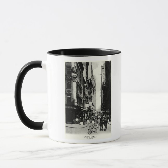 1905 Nassau Street, New York City Mugg (Vänster)