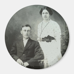 1914 B&W Photo Couple Image, Backe RPPC Magnet