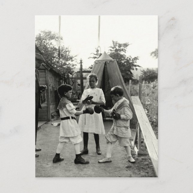 1915 Backyard Boxing Match Vykort (Framsida)