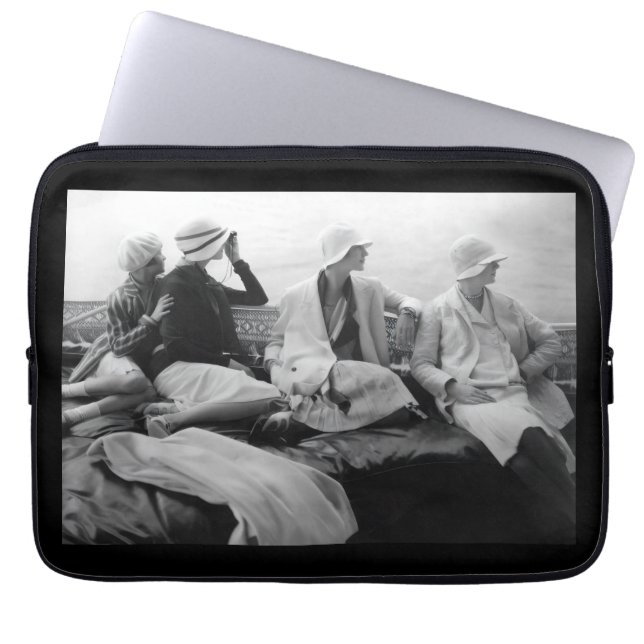 1928 Art Deco Flapper-mote i Vogue Laptop Fodral (Framsidan)