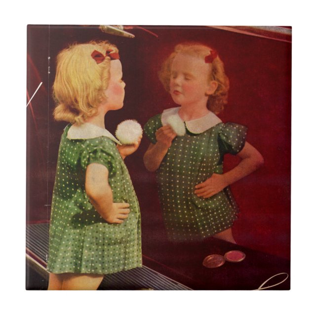 1930-talets lilla flicka tittar i spegel kakelplatta (Framsidan)