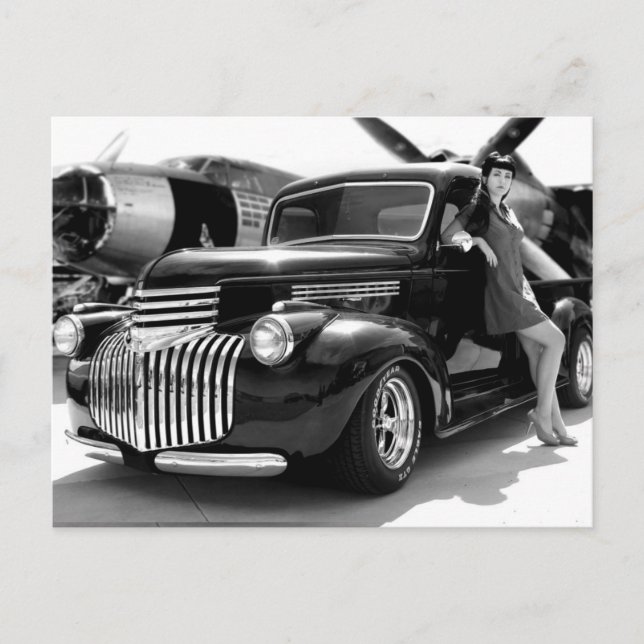 1941 Chevy Hot rod Pickup Lastbil Pin Up Girl Vykort (Framsida)