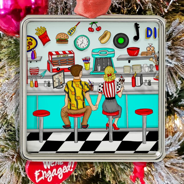 1950-talets par Holding Händer vid jul i Middag Julgransprydnad Metall (Skapare uppladdad)