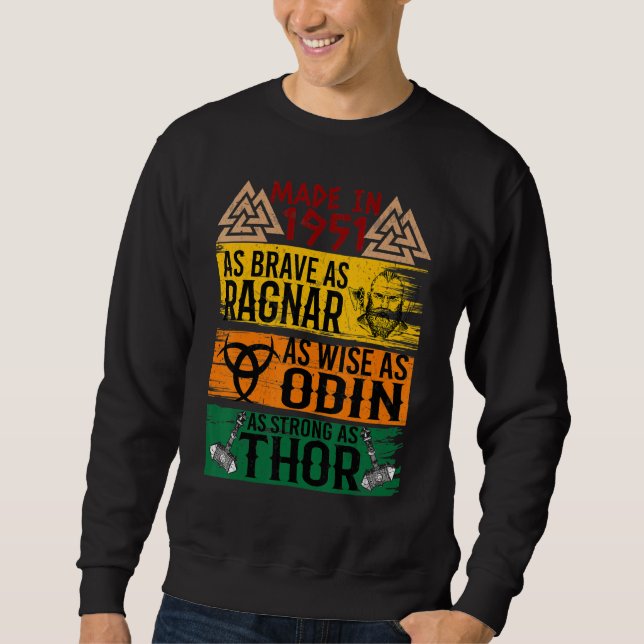 1951 var lika Modig som Ragnar som Odin VI Lång Ärmad Tröja (Framsida)