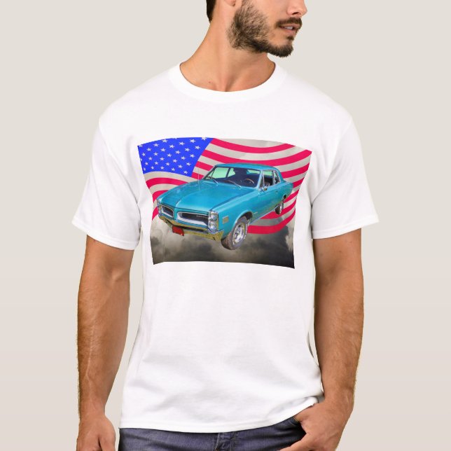 1966 Pontiac Le Mans och amerikanska flaggan Tee (Framsida)