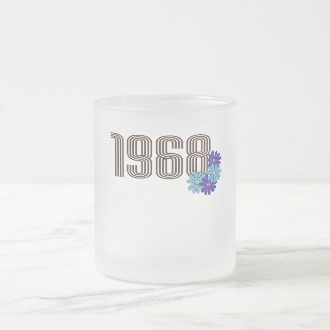 1968 Fredstecken Hippie Flower Power Aqua Lila Frostad Glasmugg (Center)