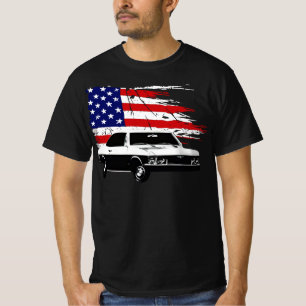 1969 Corvair Front View med US Flagga Classic Car T Shirt