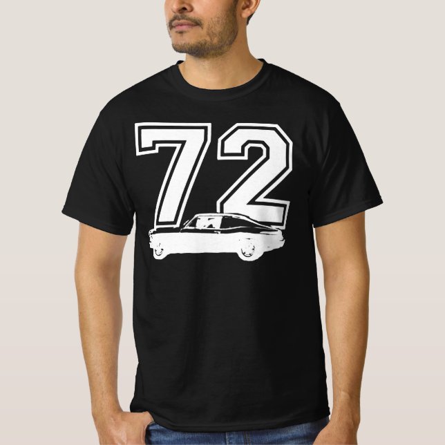 1972 Chevy Nova Side View Year Royal Blue Graphic  T Shirt (Framsida)