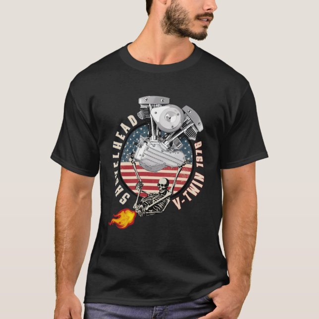 1976 HD Shovelhead VTwin Flame Farting Motorcycle  T Shirt (Framsida)