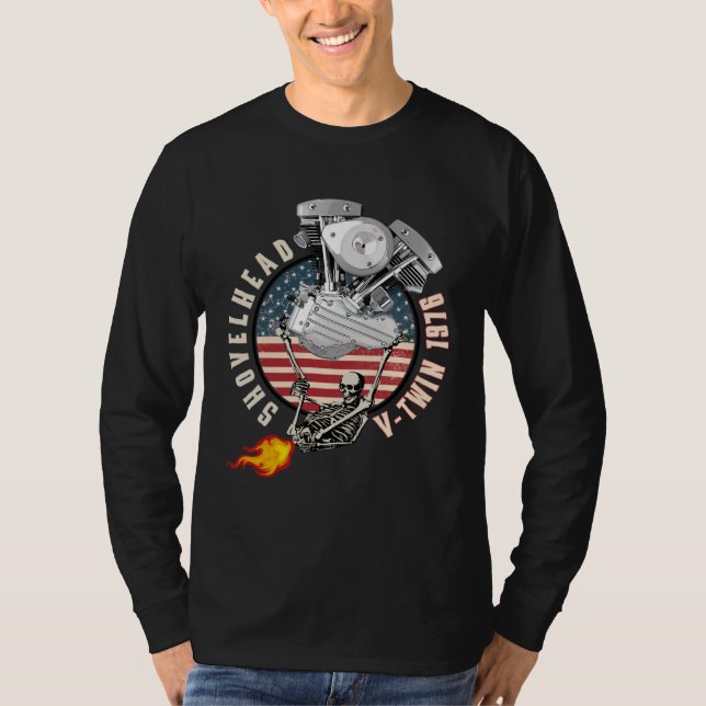1976 HD Shovelhead VTwin Flame Farting Motorcycle  T Shirt (Framsida)