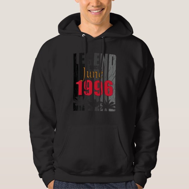1996 Född i juni Födelsedagsordspråk Hoodie (Framsida)