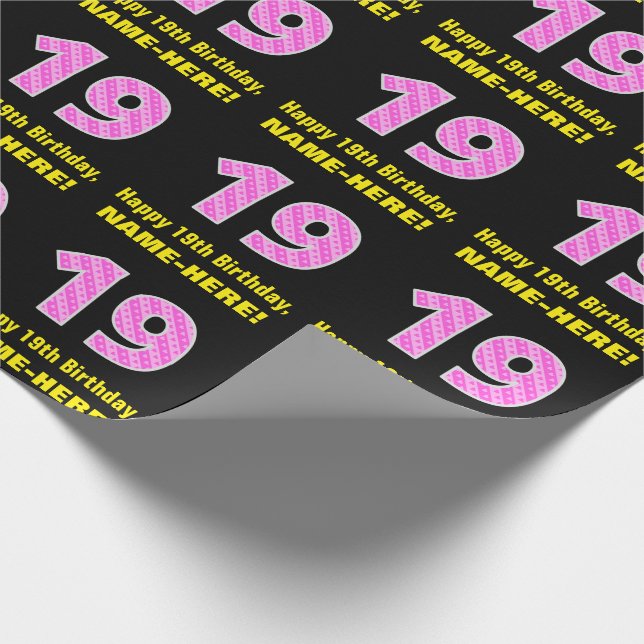 19-årsdag: Rosa ränder och hjärtan "19" + Namn Presentpapper (Hörn)