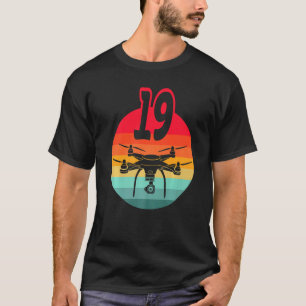 19:e födelsedagen: jag återställer fjärrkontroll m t shirt