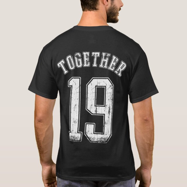 19 tillsammans tee (Baksida)