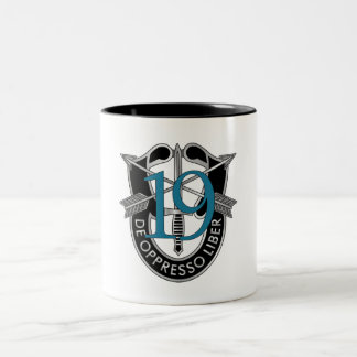 19th Speciell styrkagruppvapensköld Två-Tonad Mugg