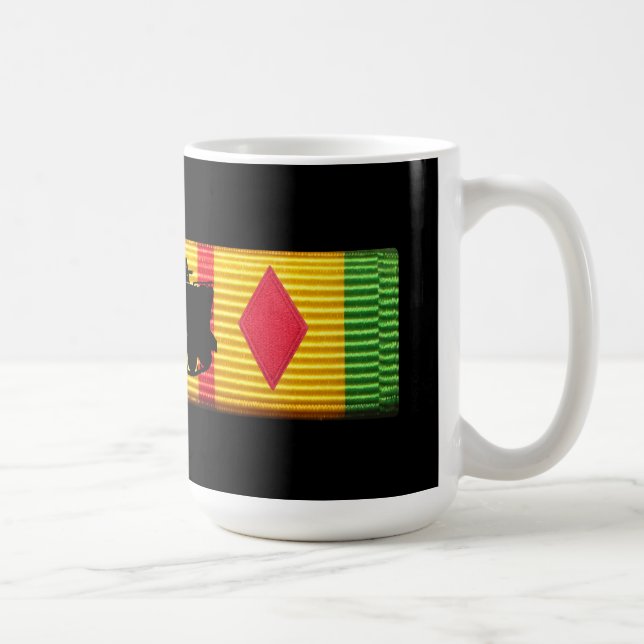 1/61. Tjänste- bandmugg för Inf Vietnam Kaffemugg (Höger)