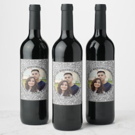 1:a årsdagen av Anpassningsbarna Foto Vinflaska Etikett