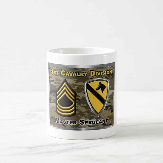 1:a Cavalry-divisionen Magisk Mugg (Center)