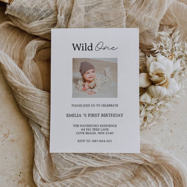 1:a födelsedag inbjudningar (1st Birthday Photo Board Invitation)