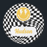 1:a födelsedag leende ansikte retro white groovy stor klocka<br><div class="desc">En lycklig-lapp med leende ansikte-retro,  svart,  vit och gult ljust,  lätt födelsedagsfest-dekorklocka för bult coola.</div>