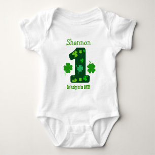 1:a födelsedagstjejens Shamrock-nummer Anpassat na Tröja