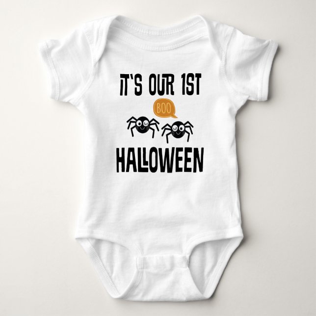 1:a Halloween-Twillingarna helgdag baby T Tee Shirt (Framsida)