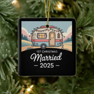 1:a julen gift 2025 Vintage husvagn husbil Julgransprydnad Keramik