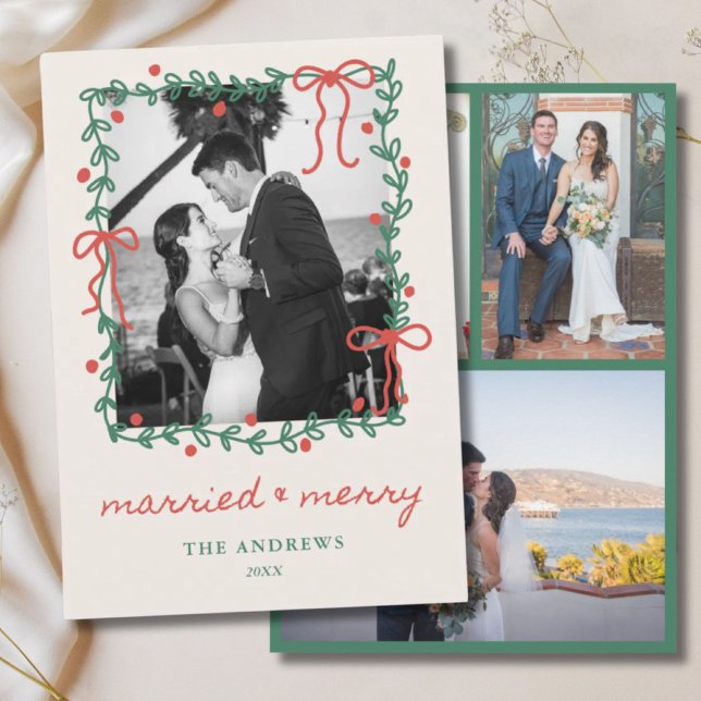 1:a julen gift 4 Foto Bröllop Röd Slinga (1st Christmas Married 4 Photo Wedding Red Bow Holiday Card
)