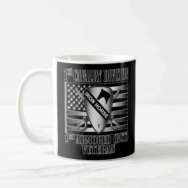 1:a kavallerienheten 1:a Armored Bct Veteran Back Kaffemugg (Vänster)