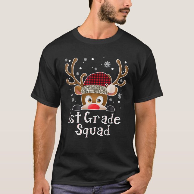 1:a Klass Squad Play Reindeer Santa Hat Teacher C T Shirt (Framsida)