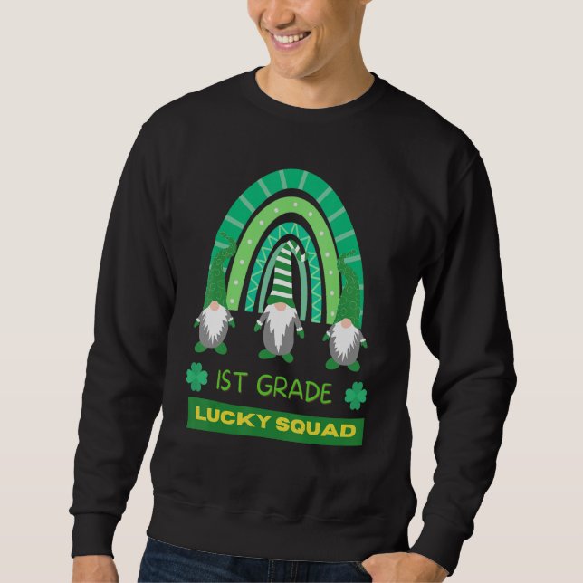 1:a Klass Squad Rainbow Gnome Lycklig St Patricks  Lång Ärmad Tröja (Framsida)