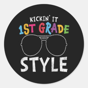 1:a klass stil första dagen på skolan elevpresent runt klistermärke