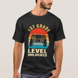 1:a klassnivå upplåst gamer första skoldagen t shirt