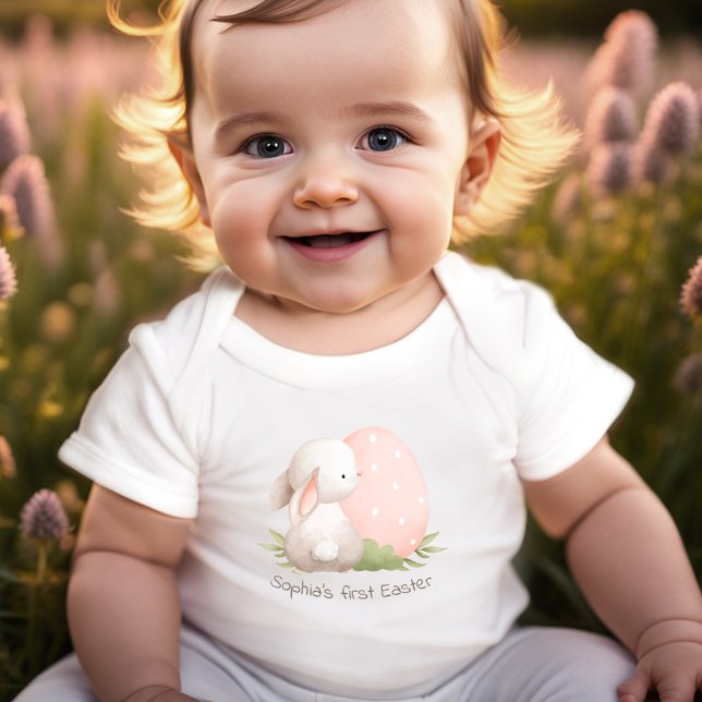 1:a Påsk Cute Bunny Egg Namn Girl Rosa T Shirt (First Easter Cute Bunny, Personalized Baby Girl Baby Bodysuit)