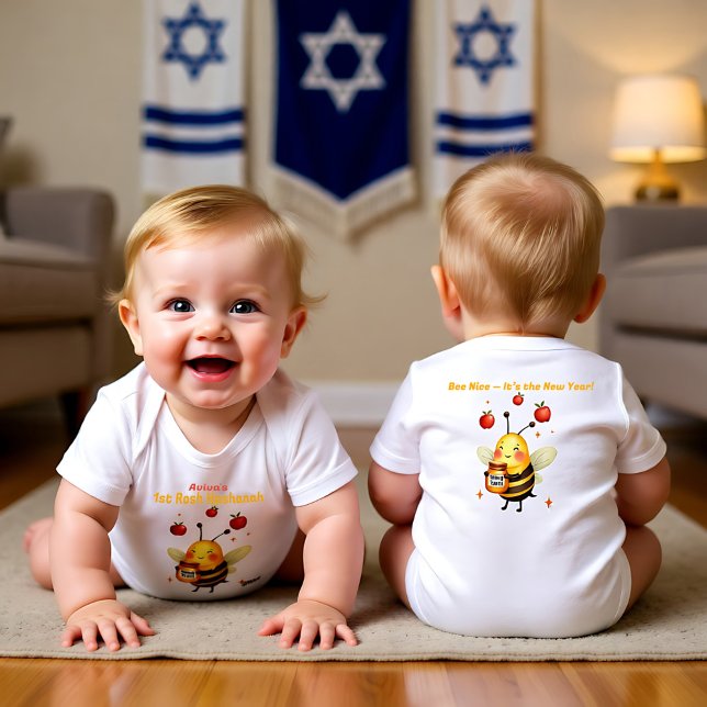1:a Rosh Hashanah rusig av välsignelser T Shirt (1st Rosh Hashanah Buzzed on Blessings Baby Bodysuit)