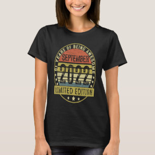 1 ÅR Ålderspresent Vintage september 2023 Första f T Shirt