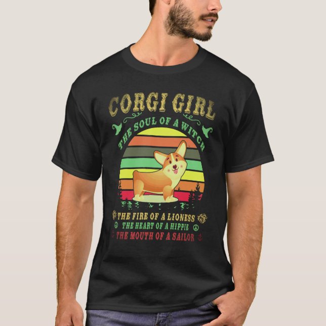 1 Corgi En Häxa Corgis Själ T Shirt (Framsida)