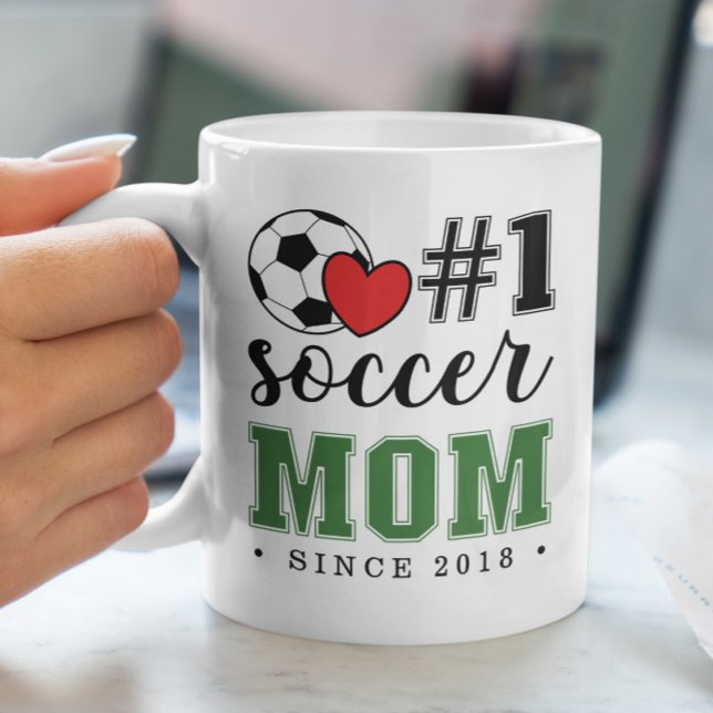 #1 Fotnotsrött hjärta i Grönten Mamma Kaffemugg (Skapare uppladdad)