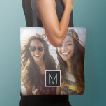 1 fotokollage Monogram som tillval Anpassningsbar Tygkasse<br><div class="desc">Du kan använda Instagram-foton för den här designen. Använda tre kvadratfoton för att skapa en unik och personlig gåva. Eller så kan du behålla hipstervalpen och göra ett trendig till keepy. Om du behöver justera bilder klickar du på verktyg för att anpassa ändringar.</div>