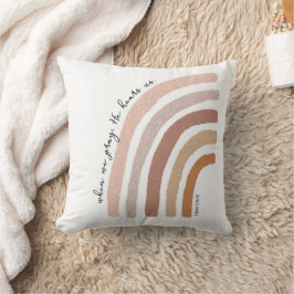 1 John 5:15 - Boho Rainbow Kudde