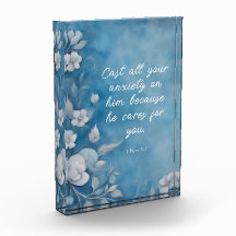 1 Petrus 5:7 ”Kasta All Din Oro” Blå Blommig