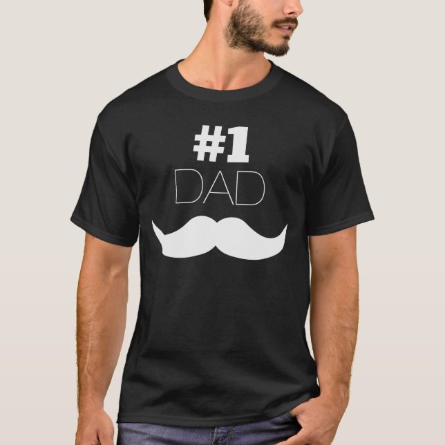 #1 Svartvit kräm i Pappa - nummer ett Tee (Framsida)