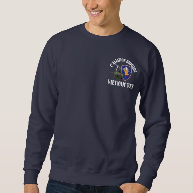 1st AVNBDEVietnam Vet - UH-1 Sweatshirt (Framsida)