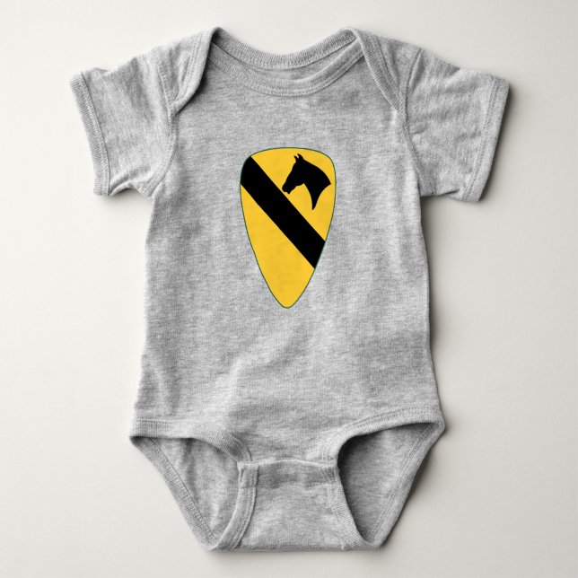 1st Cav baby som är i ett stycke T Shirt (Framsida)