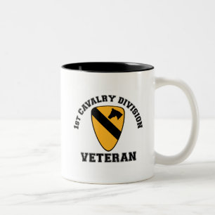 1st Cav Vet - högskolastil Två-Tonad Mugg