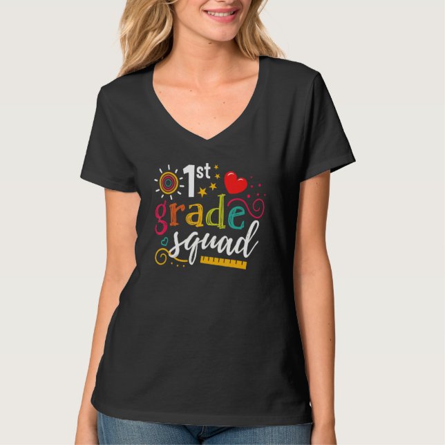 1st First Grade Squad Student Teacher  Back To Sch T Shirt (Framsida)