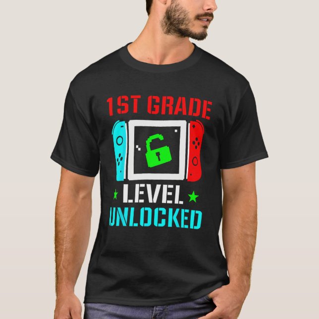 1st Grade Level Unlocked  Back To School Gamer Boy T Shirt (Framsida)